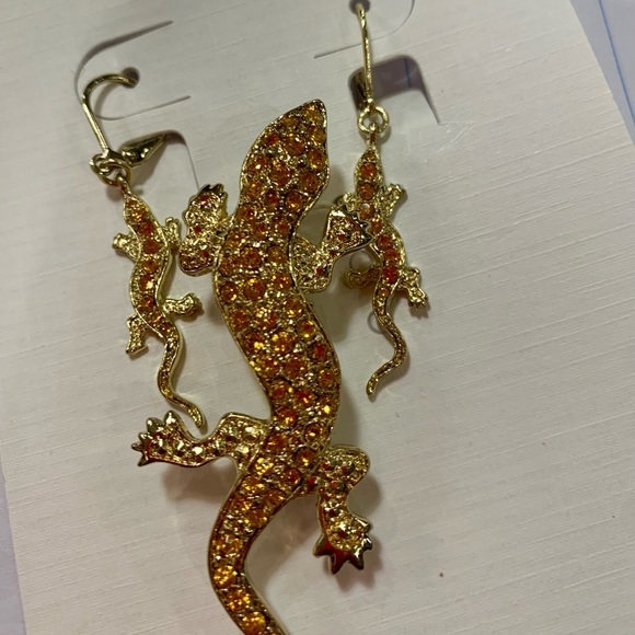 NWT. Iguana set  brooch & earring set gold tones - icon collection -gorgeous! - Picture 6 of 8